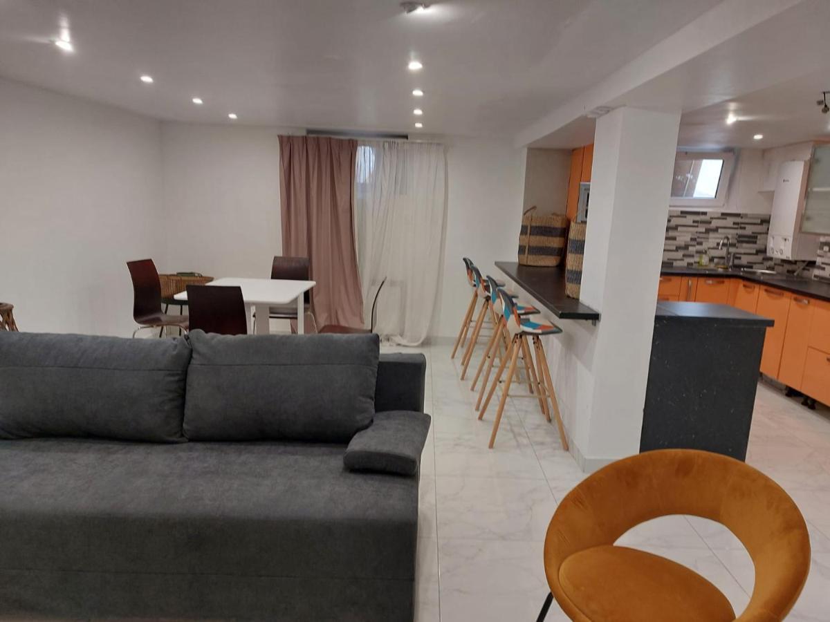 Happy Land Holliday Residential Hotel อิพิเนย์-ซัวร์-แซน ภายนอก รูปภาพ
